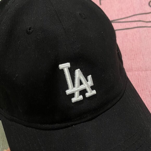 MLB LA Dodgers Black Baseball Cap - Picture 3 of 8